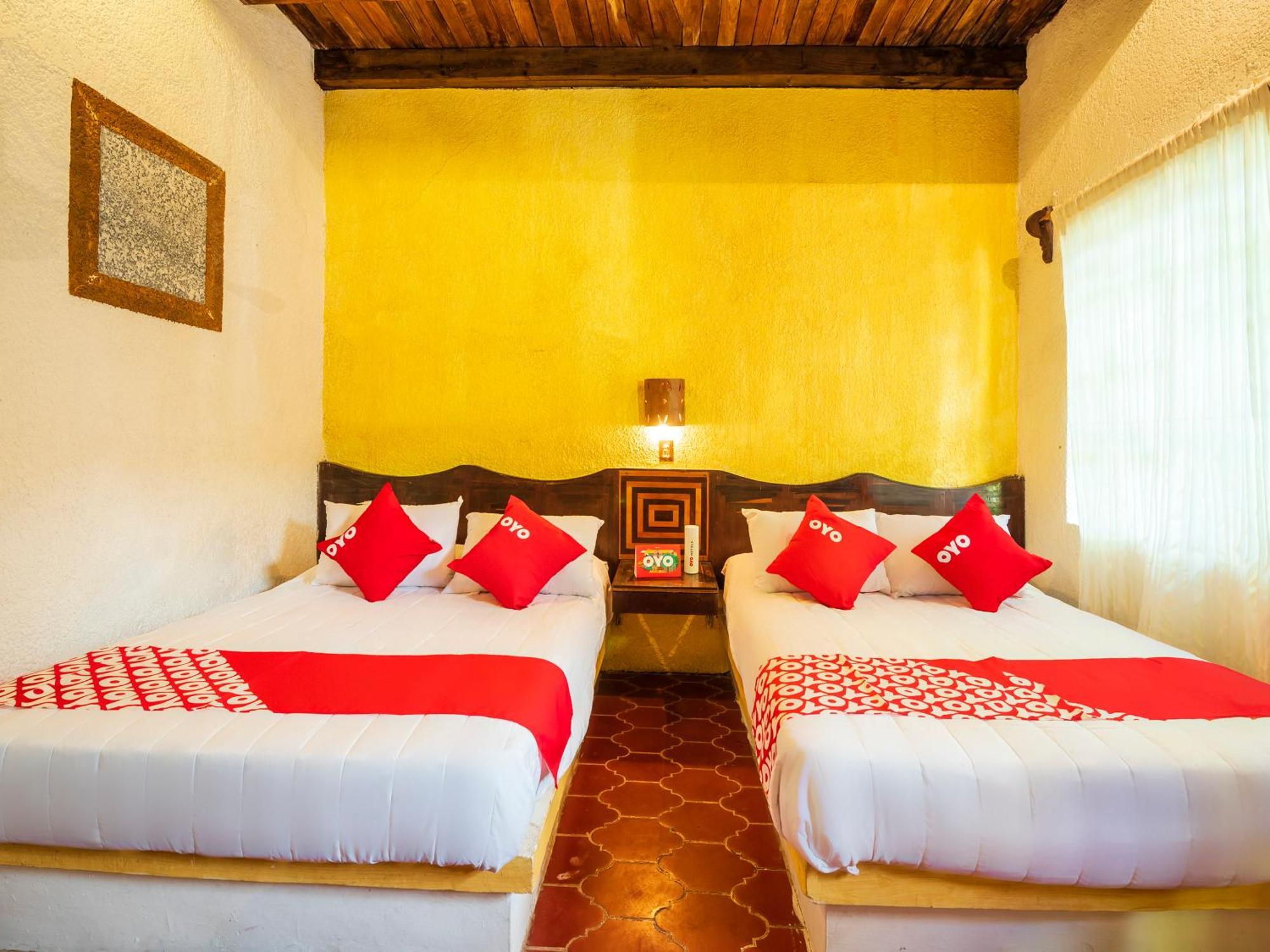 Oyo Hotel Sands Barra de Navidad Dış mekan fotoğraf