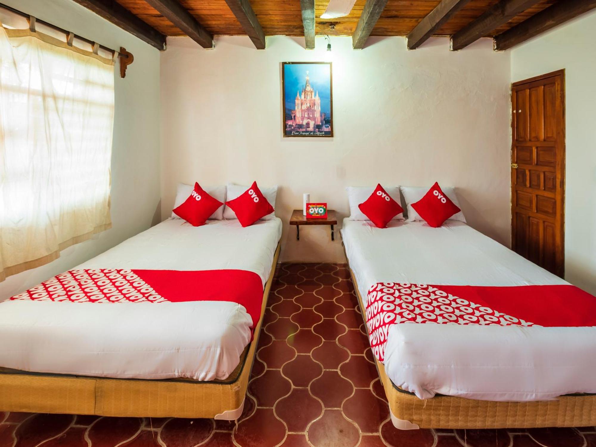 Oyo Hotel Sands Barra de Navidad Dış mekan fotoğraf